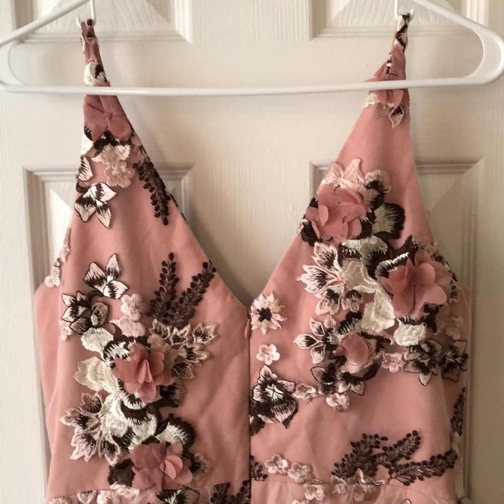 Dress The Population Nellie Floral Embroidered Lace Tiered Mini Dress size L - Picture 13 of 14